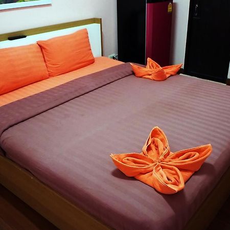Ponlaan Apartment Nakhon Ratchasima Extérieur photo