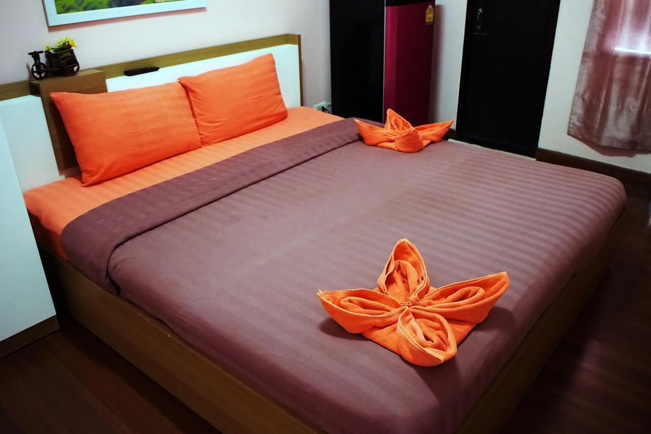 Ponlaan Apartment Nakhon Ratchasima Extérieur photo