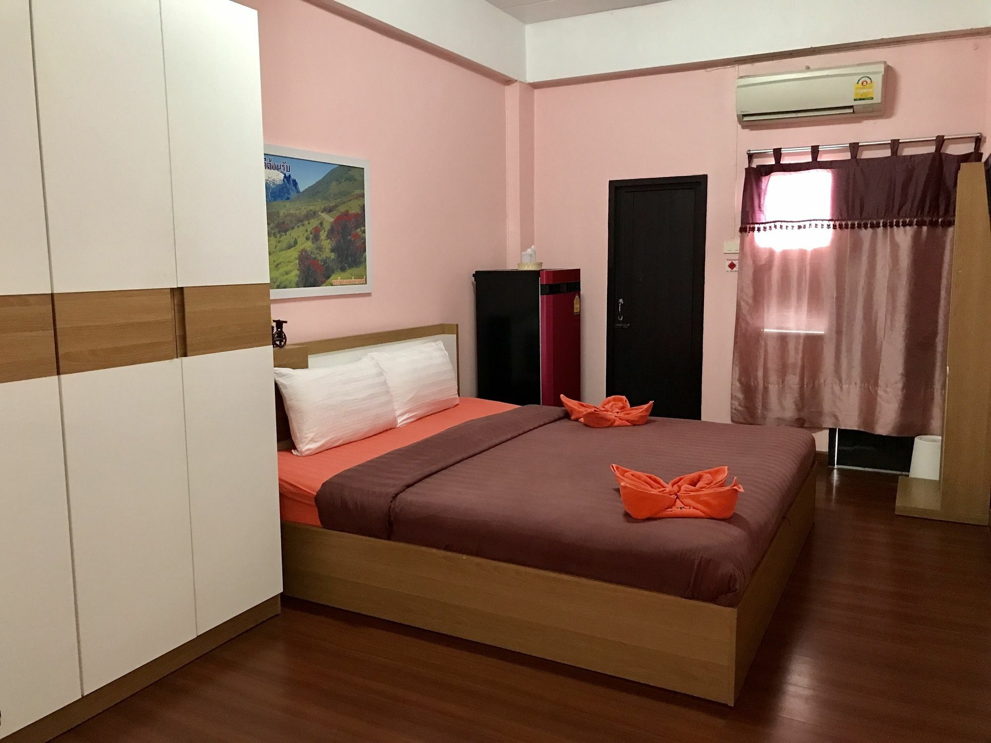 Ponlaan Apartment Nakhon Ratchasima Extérieur photo